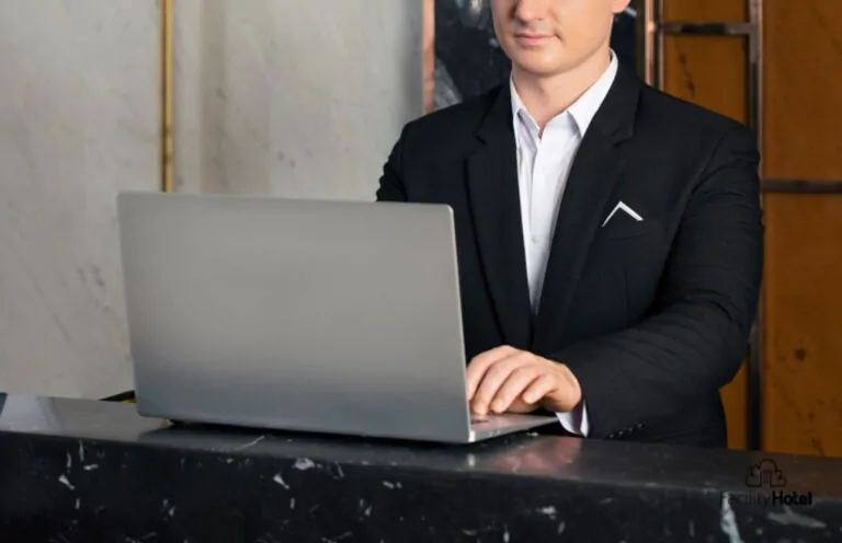 Como gerenciar um hotel com eficiência usando tecnologia